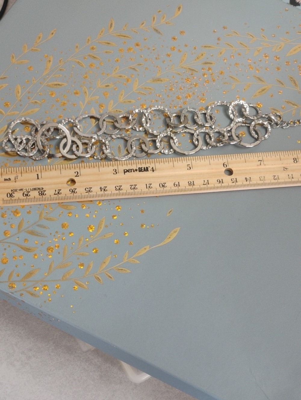 Large Circle Necklace - Picture 3 of 7